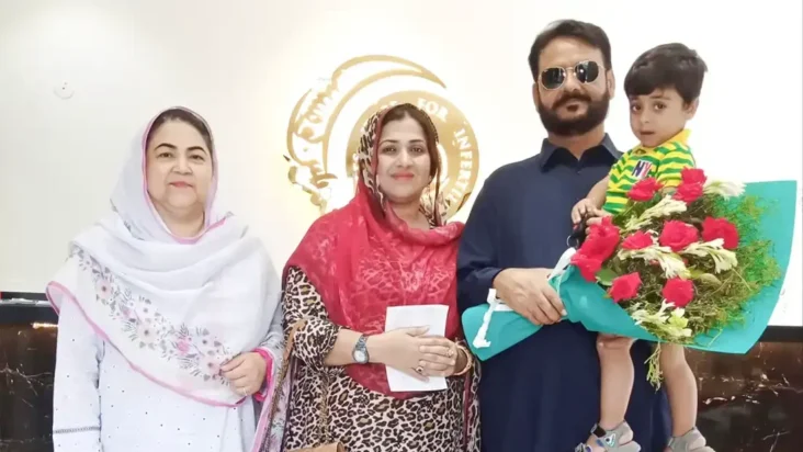 Mr. Muzafar Ali & Mrs. Aroosa Muzafar Successfully Treated with FET Treatment
